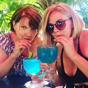 Meet your Posher, Lacey